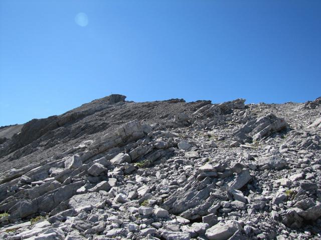 der Bergweg führt einem nun zum Grat vom Valbellahorn