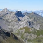 Blick zur Hörnlihütte, Tschirpen und Parpaner Weisshorn