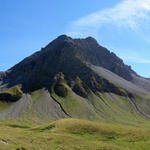 schönes Breitbildfoto, links das Schiesshorn, in der Mitte der Wasmengrat, rechts das Valbellahorn