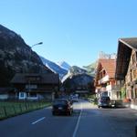 Kandersteg 1174 m.ü.M. gut ersichtlich der Altels und rechts der Gällihore