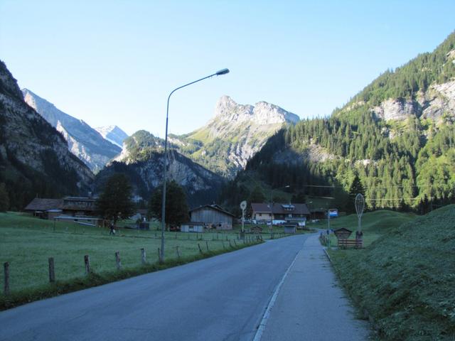 wir haben Kandersteg verlassen, im Blick der Gällihore. Dort oben waren wir auch schon