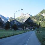 wir haben Kandersteg verlassen, im Blick der Gällihore. Dort oben waren wir auch schon