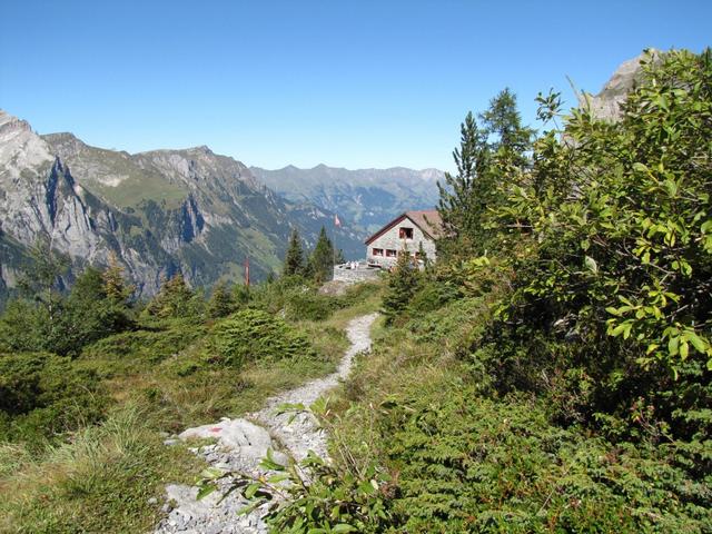 wir laufen zurück zur Doldenhornhütte