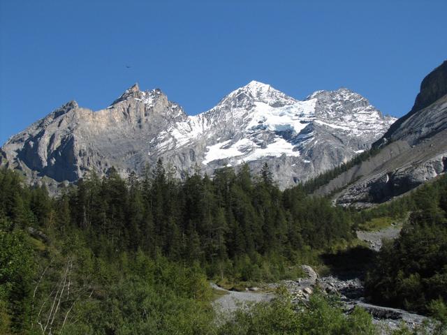 was für ein schöner Blick zur Blüemlisalp