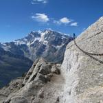 nicht heute! Wir haben Kaiserwetter und die Sicht auf diese gewaltige 8km lange Ostwand ist beeindruckend