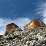 wir haben die Mischabelhütte auf 3335 m.ü.M. erreicht. Die Mischabelhütte ist die dritthöchste SAC Hütte