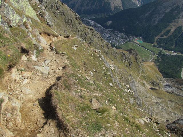 trotzdem muss man immer noch auf den Weg achten. Wieder so ein luftiger Teilabschnitt