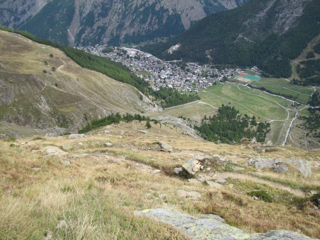 ...sondern über Trift, direkt hinunter nach Saas-Fee