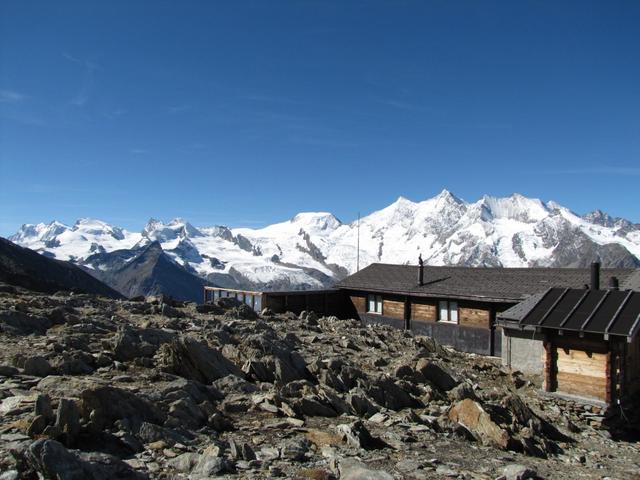 wir haben die Hohsaas Hütte 3101 m.ü.M. hinter uns gelassen