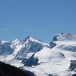 Signalkuppe 4554 m, Zumsteinspitze 4563 m, Dufourspitze 4634 m, Nordend 4609 m und Strahlhorn 4190 m
