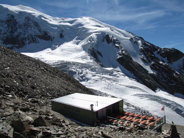 der Rundweg ist zu Ende, wir sind wieder bei der Hohsaas Hütte 3101 m.ü.M.