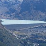 der riesige Mattmark Stausee. Dort waren wir auch schon und auf dem Monte Moro Pass