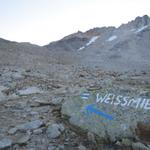 Bergsteiger die den Weissmies besteigen, nehmen den gleichen Weg