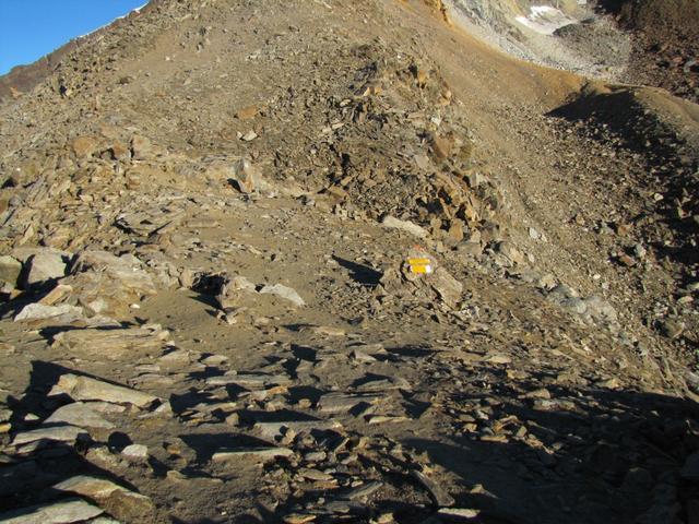 plötzlich taucht der Zwischbergenpass vor uns auf