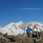 Erinnerungsfoto aufgenommen auf dem Zwischbergenpass. Mitten im Bild der Dom. Den Namen trägt er zu Ehren des Domherren von Sio