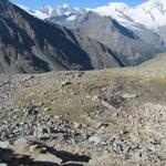 wir haben die Almagellerhütte verlassen und beginnen mit dem Abstieg