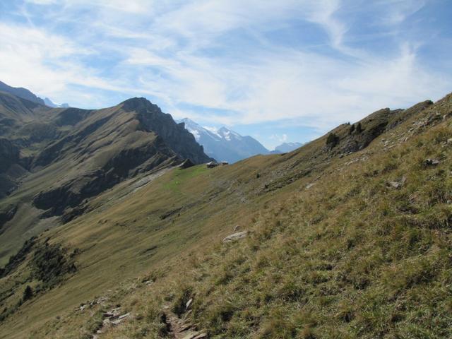 auf dem Rüederigsgrat mit Blick zur Grathütte