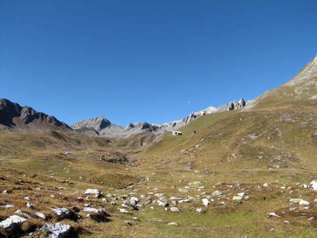 wir haben Alp Ramoz mit der Ramozhütte erreicht