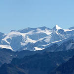 der Piz Palü, Piz Bernina und Piz Roseg sind sogar gut erkennbar