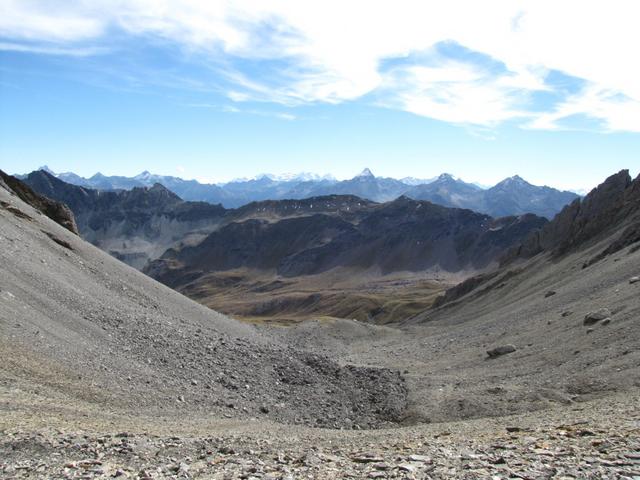 Tiefblick auf Alp Ramoz