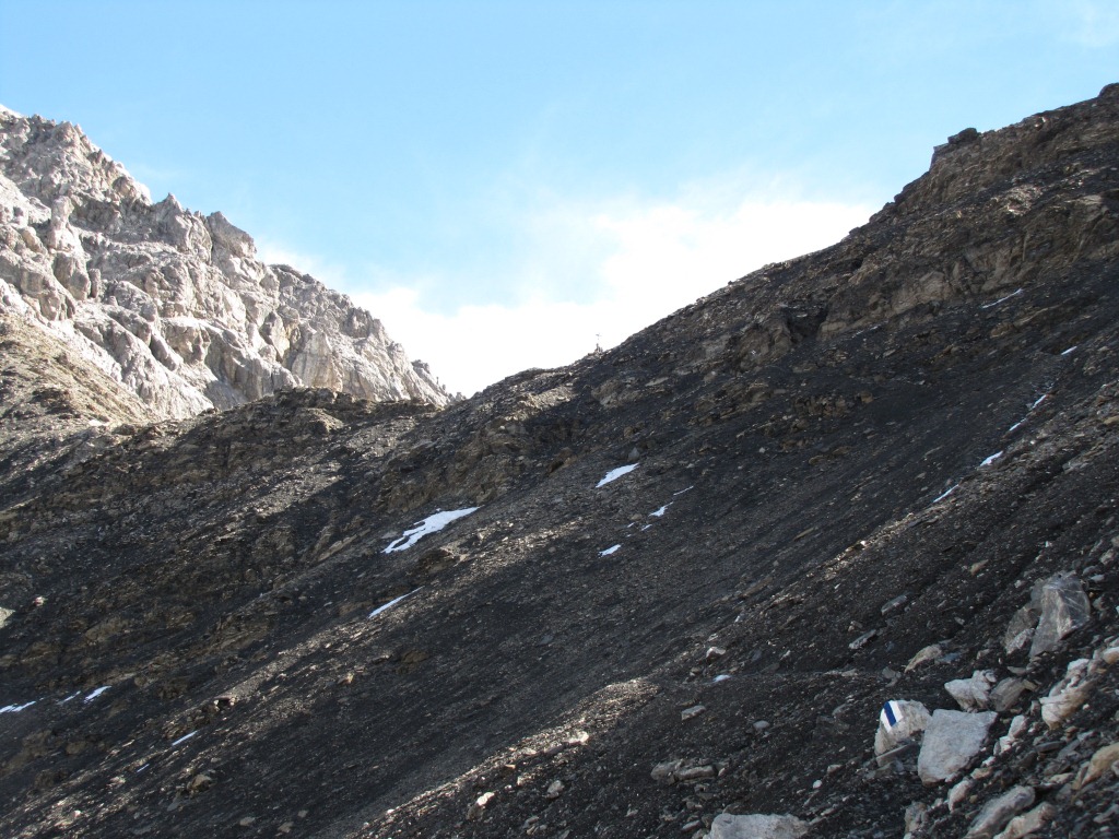 nochmals ein Blick hinauf zum Erzhornsattel