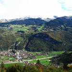 Breitbildfoto. Panorama vom Restaurant aus gesehen. Haslital, Meiringen und rechts Innertkirchen