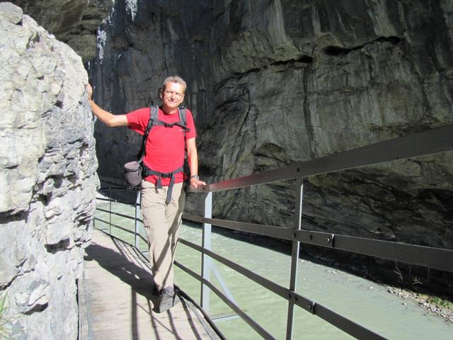 Franco ist von der Aareschlucht begeistert