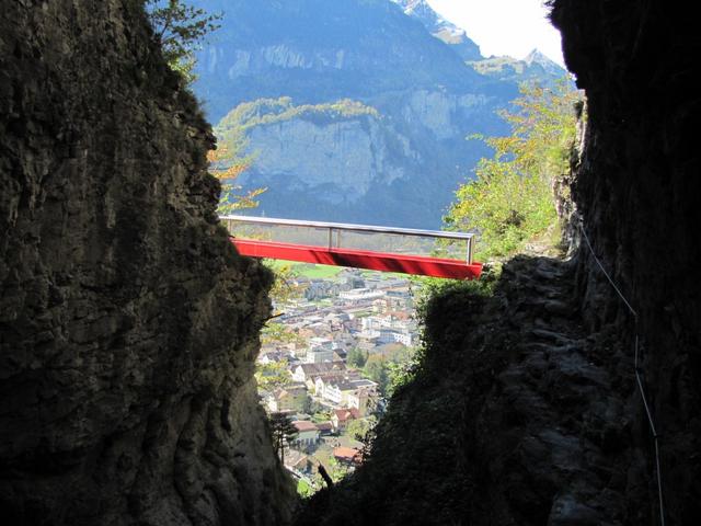 Blick zur neuen Brücke