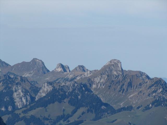 Stockhorn, Möntschelespitz, Nünenenflue, Leiterepass, dort waren wir auch schon, und der Gantrisch