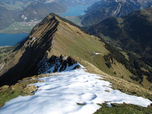 Blick vom Morgenberghorn auf den Leissiggrat. Rechts das Saxettal