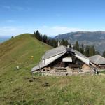 bei der Alphütte kann man auch einkehren und etwas trinken und Essen