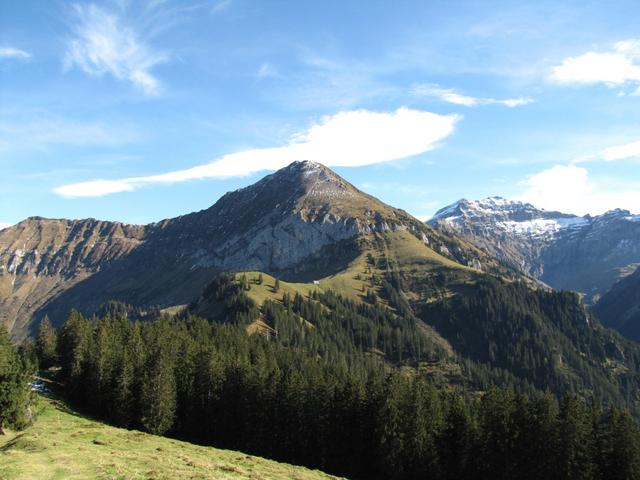 kurz nach Greberegg Blick zum Morgenberghorn