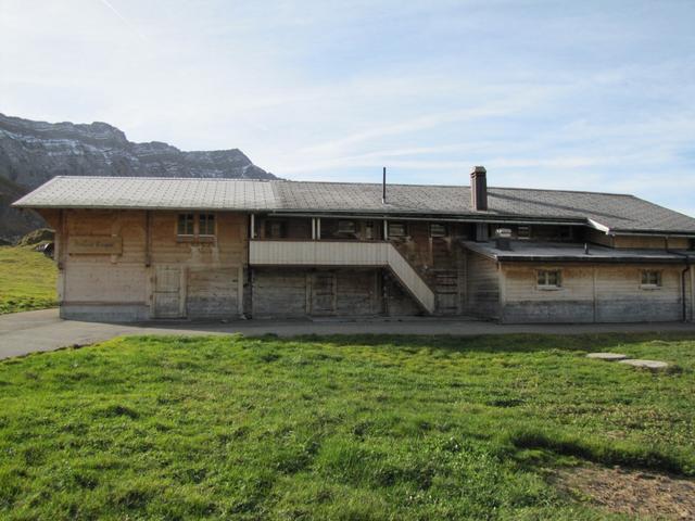 das Bergrestaurant Elsighütte hat schon geschlossen. Herbstwanderland Schweiz!!