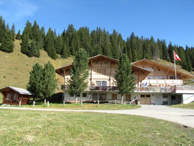 vorbei am Berghaus Elsigenalp...