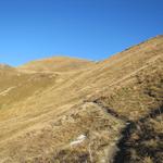 der Weg führt weiter aufwärts zum Sattel der den Hochwang mit dem Ratosen Stein verbindet