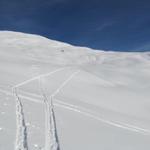 Blick auf die Alp Cunggel und Muschgel. Was für ein traumhaftes noch relativ unbekanntes Schneeschuparadies