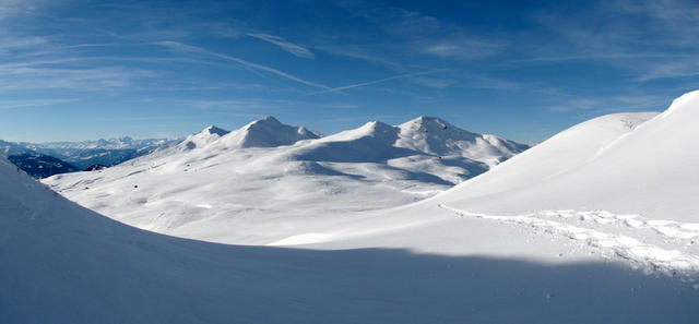 schönes Breitbildfoto kurz vor der Arflinafurgga mit Blick zum Cunggel und Hochwang