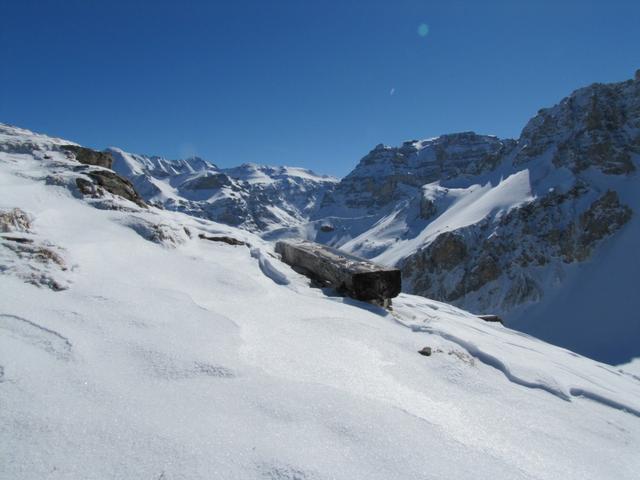 von der Planurahütte her kommend, haben wir vor ein paar Jahren, hier eine Pause eingelegt