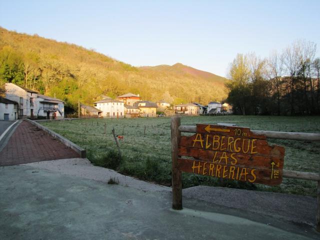 das einsame kleine Dorf Las Herrerías de Valcarce am Ende des Valcarce Tal