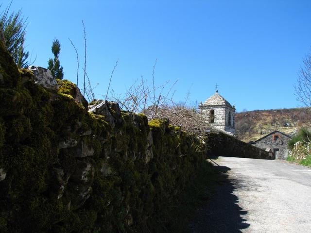 die kleine Kirche von Liñares