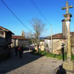 Cruzeiros, eine kleine Kirche so präsentiert sich das verträumte Örtchen San Xulián