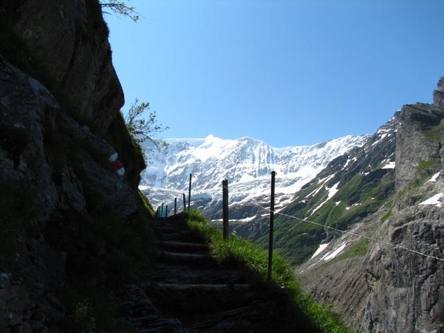 der Weg ist gut ausgebaut und gesichert