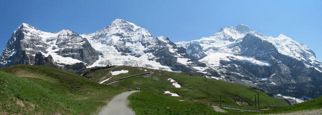 sehr schönes Breitbildfoto. Eiger, Mönch, Jungfrau uns Silberhorn