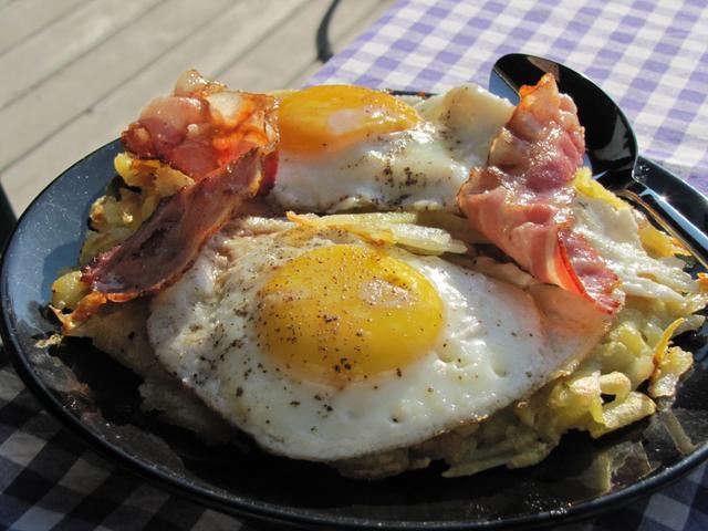 Frühstück im B&B "Silvi's Dreamcatcher Inn" in Grindelwald