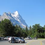 der grosse Parkplatz beim Hotel Wetterhorn