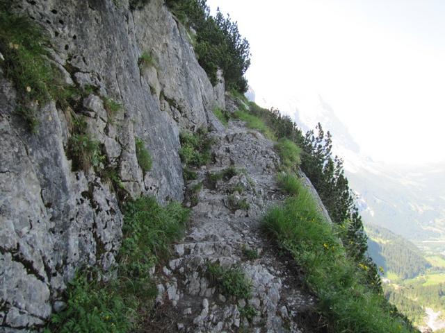 der "Ischpfad" ist nichts für schwache Nerven. Der Weg ist zum teil sehr ausgesetzt