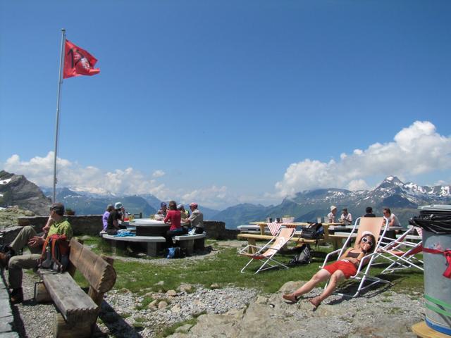 der schöne Vorplatz bei der Glecksteinhütte