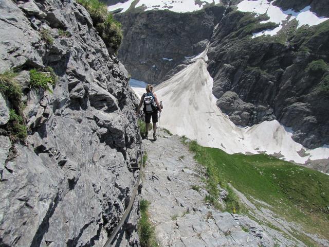 direkt unterhalb der Glecksteinhütte die erste ausgesetzte Stelle