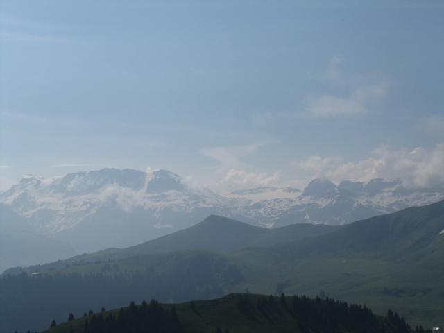 Blick auf den Wildstrubel und Glacier de la Plaine Morte. Dort oben waren wir auch schon