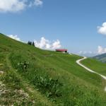 Blick zum Bauernhaus auf Obere Zwitzeregg